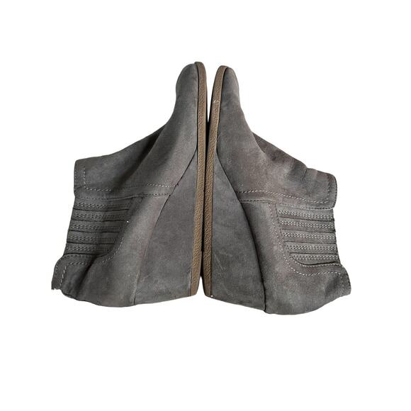Dolce Vita Womens Boots Gray 8M Bootie 2.5" Wedge Heel Round Toe Suede EUC - Picture 9 of 11
